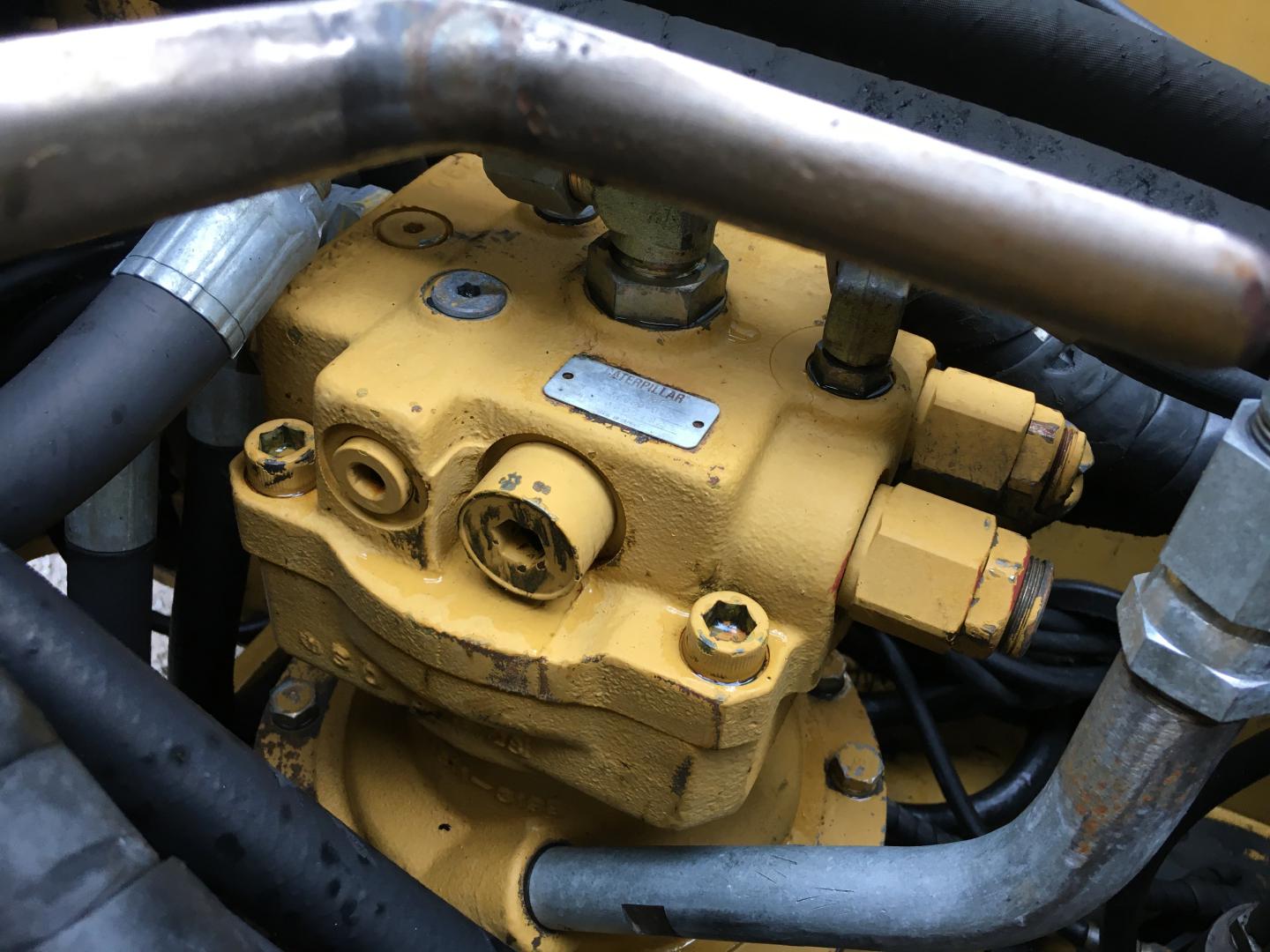 ./imagenes/INVOICE/2019/16736/EXCAVADORA CAT 315C (40).JPG